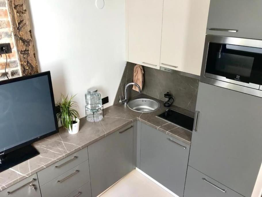 شقة Charming Loft Near Old Town تالين المظهر الخارجي الصورة